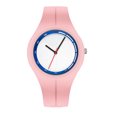 41mm Watch On Woman'S Wrist , Silicone Bracelet Wrist Watch For Ladies