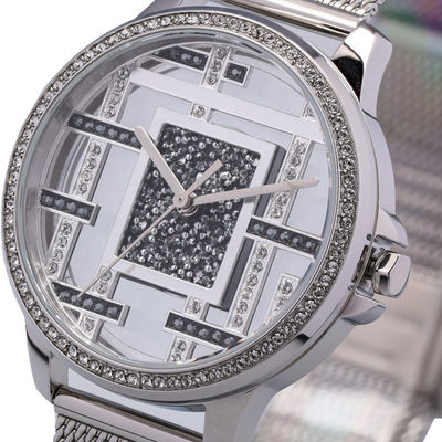 5ATM Waterproof Stainless Steel Quartz Wrist Watch 10.4mm Thickness