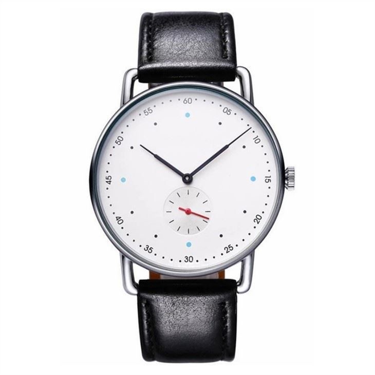OEM Retro Style Mens Digital Watches 40mm Case Size Leather Sport Watch Bands