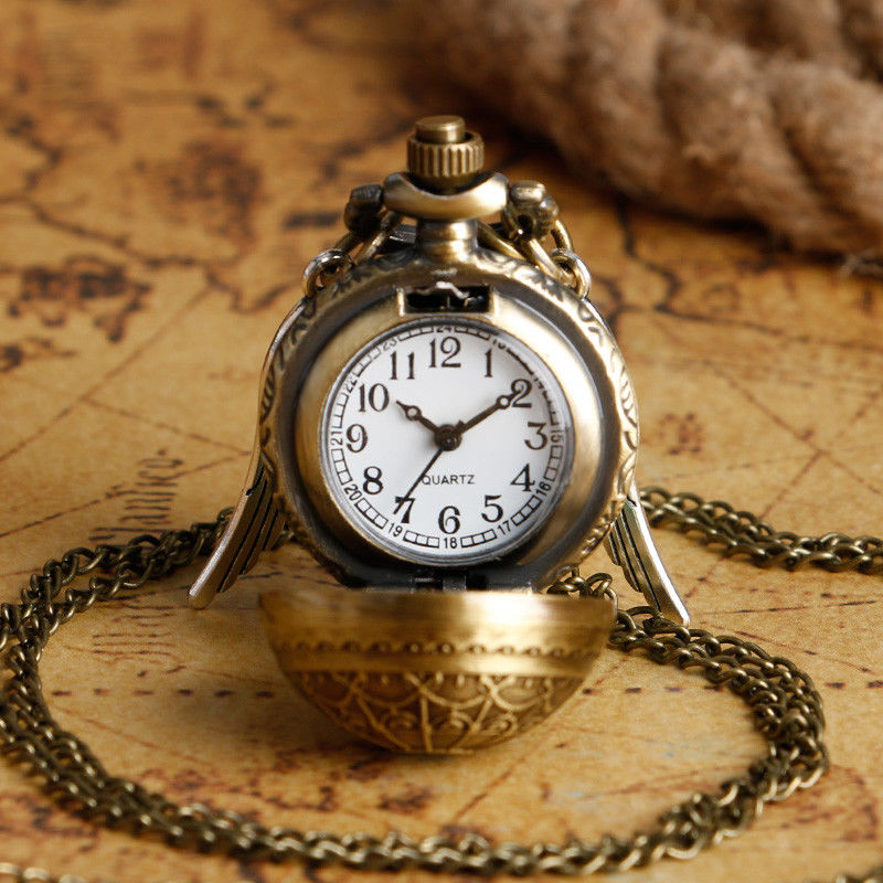 OEM Vintage Pocket Watch Clock Alloy Material With 28mm Dial